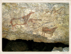 L’Indonesia e le radici dell’arte in una “mano-artiglio”