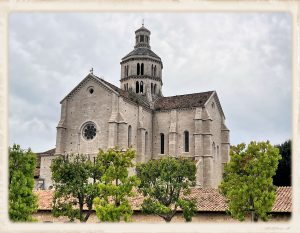 Pietre e memorie nella pianura pontina