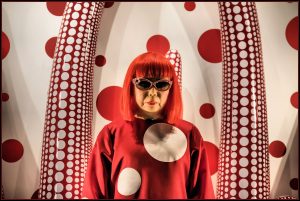 Yayoi Kusama, la poesia dell’infinito